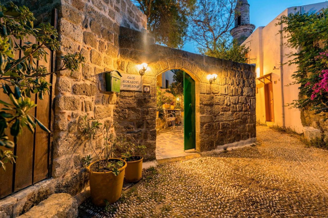 Appartamento Secret Garden - Old Town Rhodes City Esterno foto
