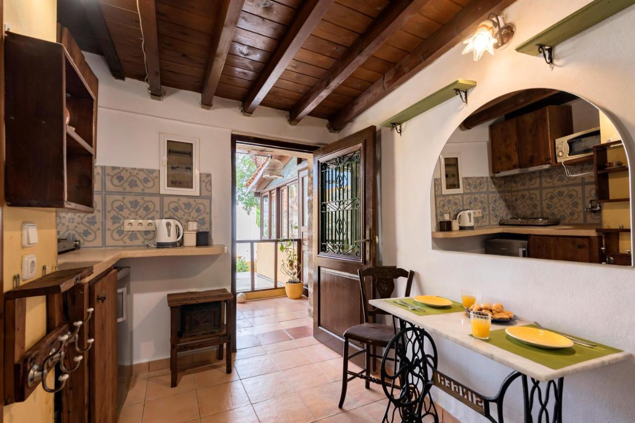 Appartamento Secret Garden - Old Town Rhodes City Esterno foto
